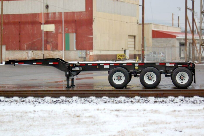 32' Reverse B–Train Chassis (Rear) for sale | Efficient containers